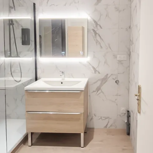 Travaux intérieurs pour particuliers et professionnels en Savoie.