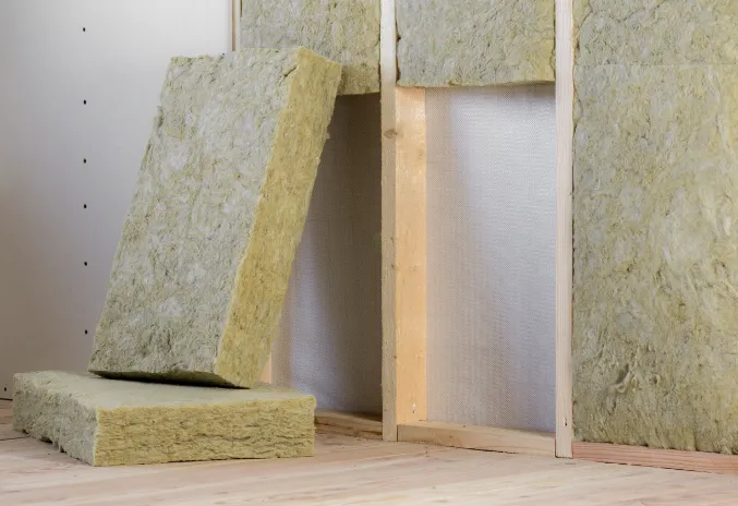 Remplacement de robinetterie et équipements sanitaires.