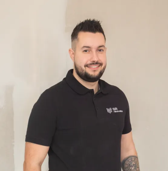 Aménagez de nouvelles pièces grâce à la pose de cloisons sur mesure.